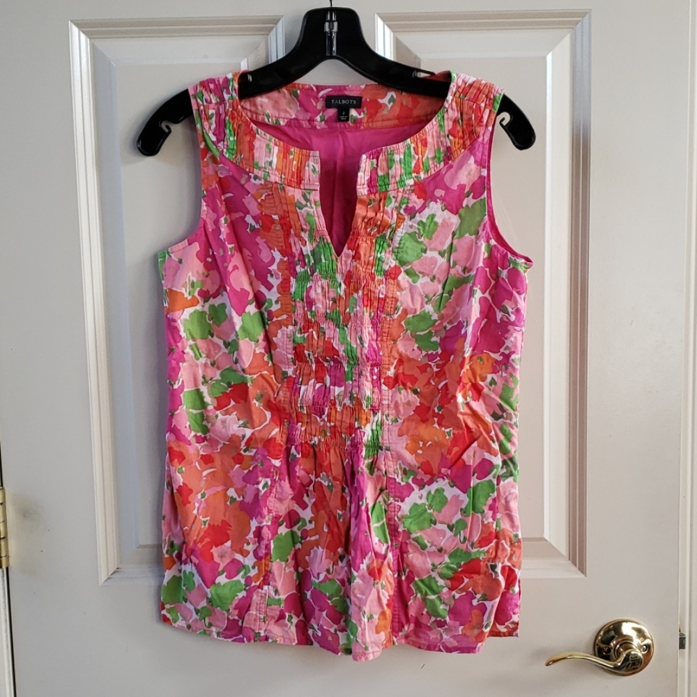 Sleeveless blouse